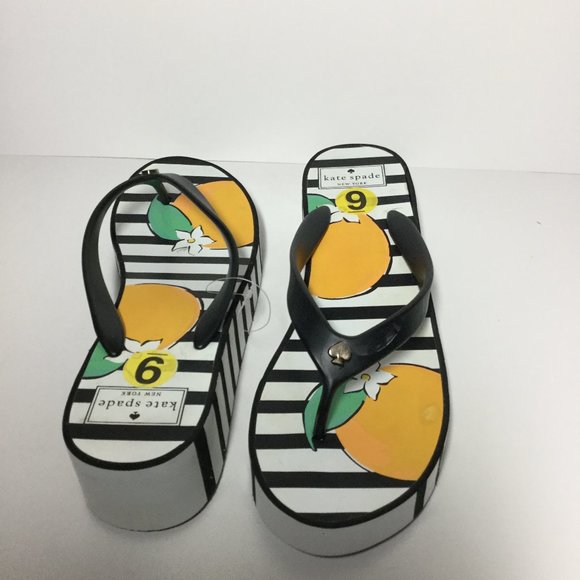 kate spade.  white and black platform sandals, - Picture 3 of 7